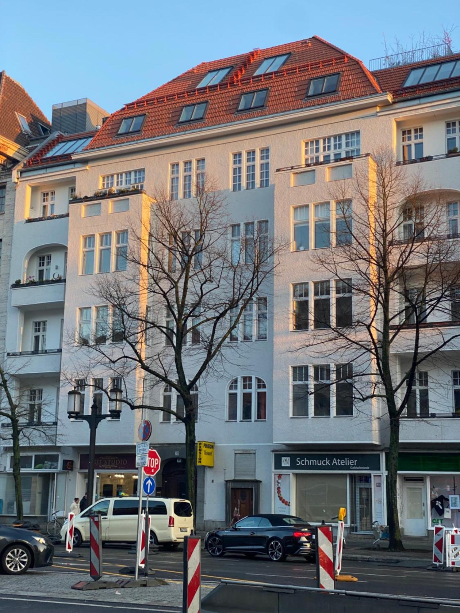 Bismarcks Berlin Apartment Bagian luar foto