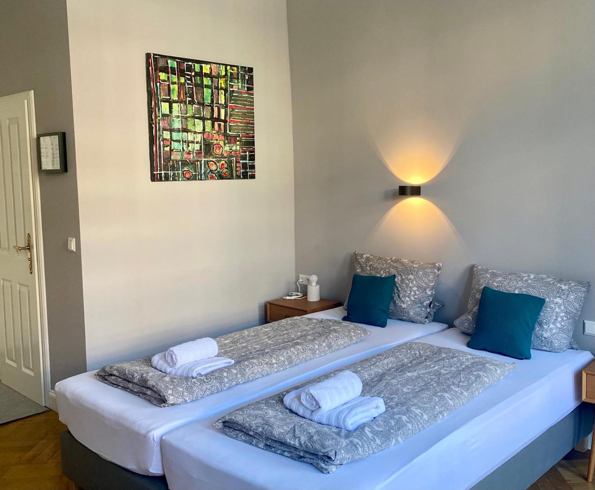 Bismarcks Berlin Apartment Bagian luar foto