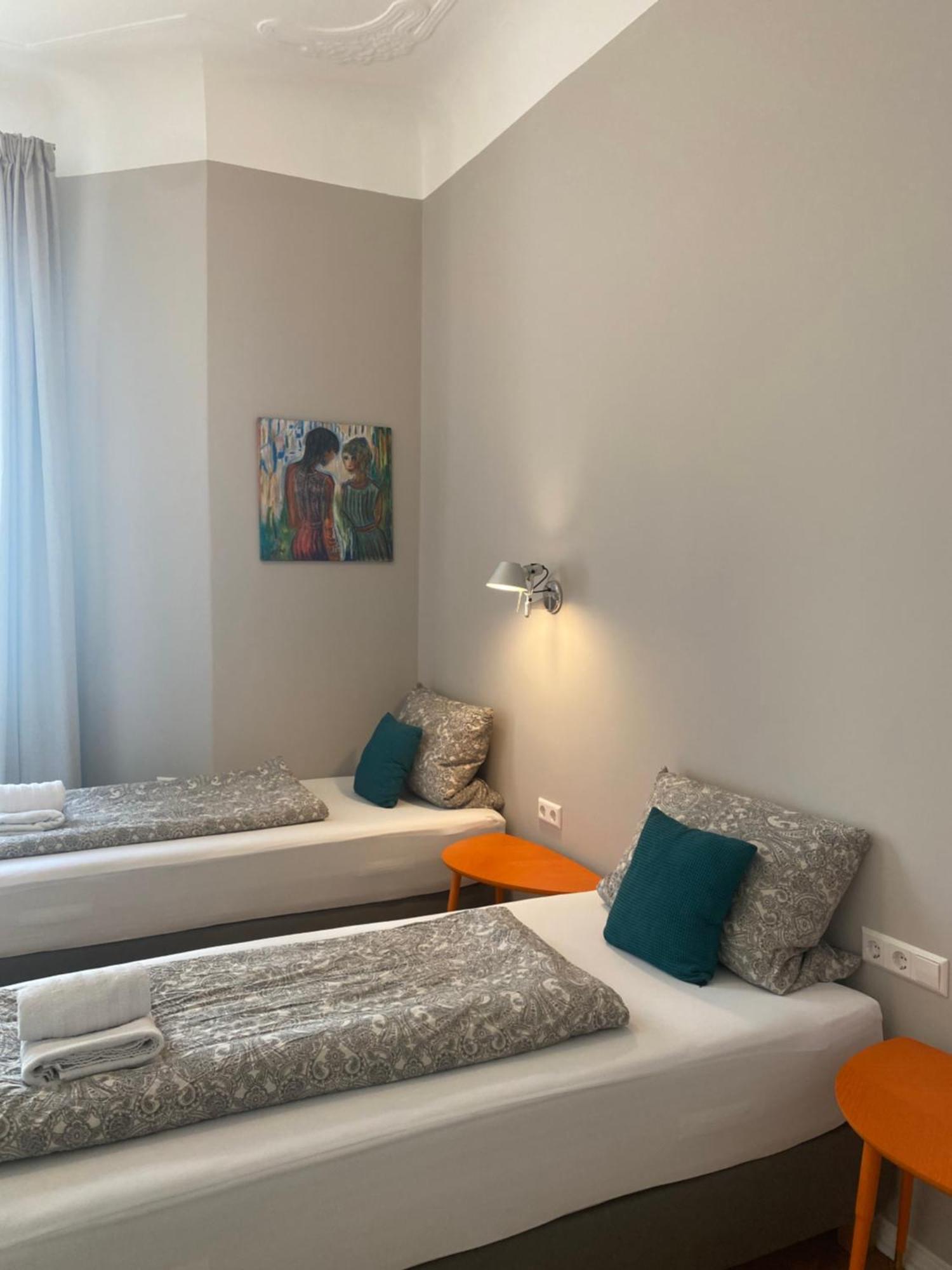 Bismarcks Berlin Apartment Bagian luar foto