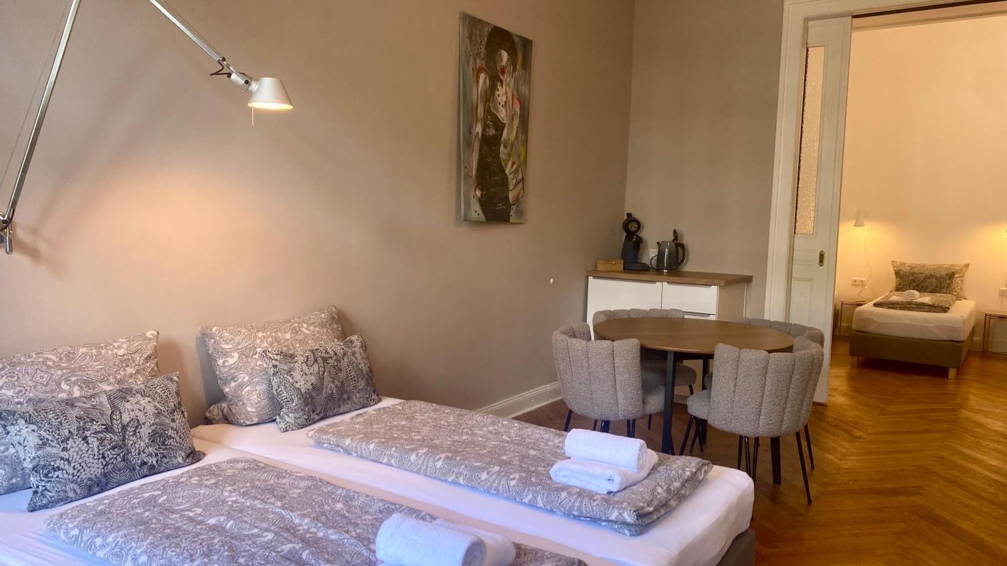 Bismarcks Berlin Apartment Bagian luar foto